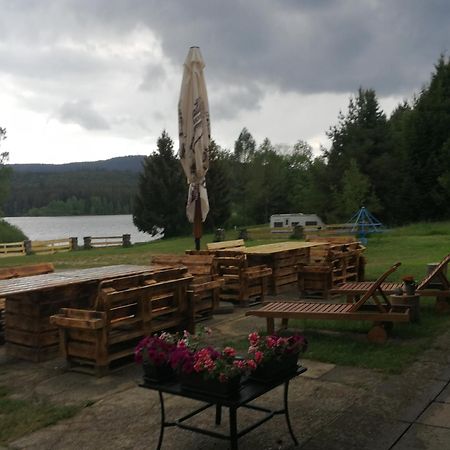 Penzion Tomy Na Plazi Hotel Frymburk Luaran gambar