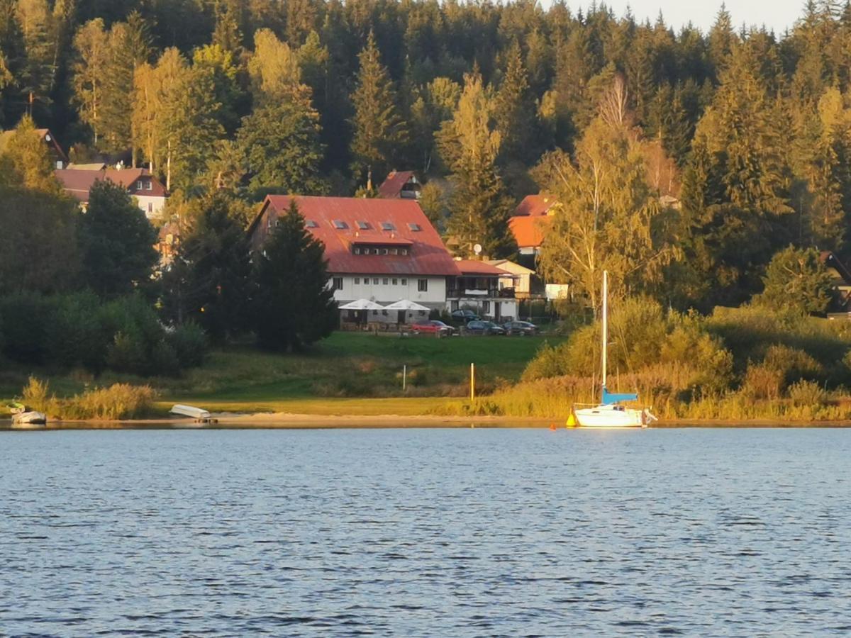 Penzion Tomy Na Plazi Hotel Frymburk Luaran gambar