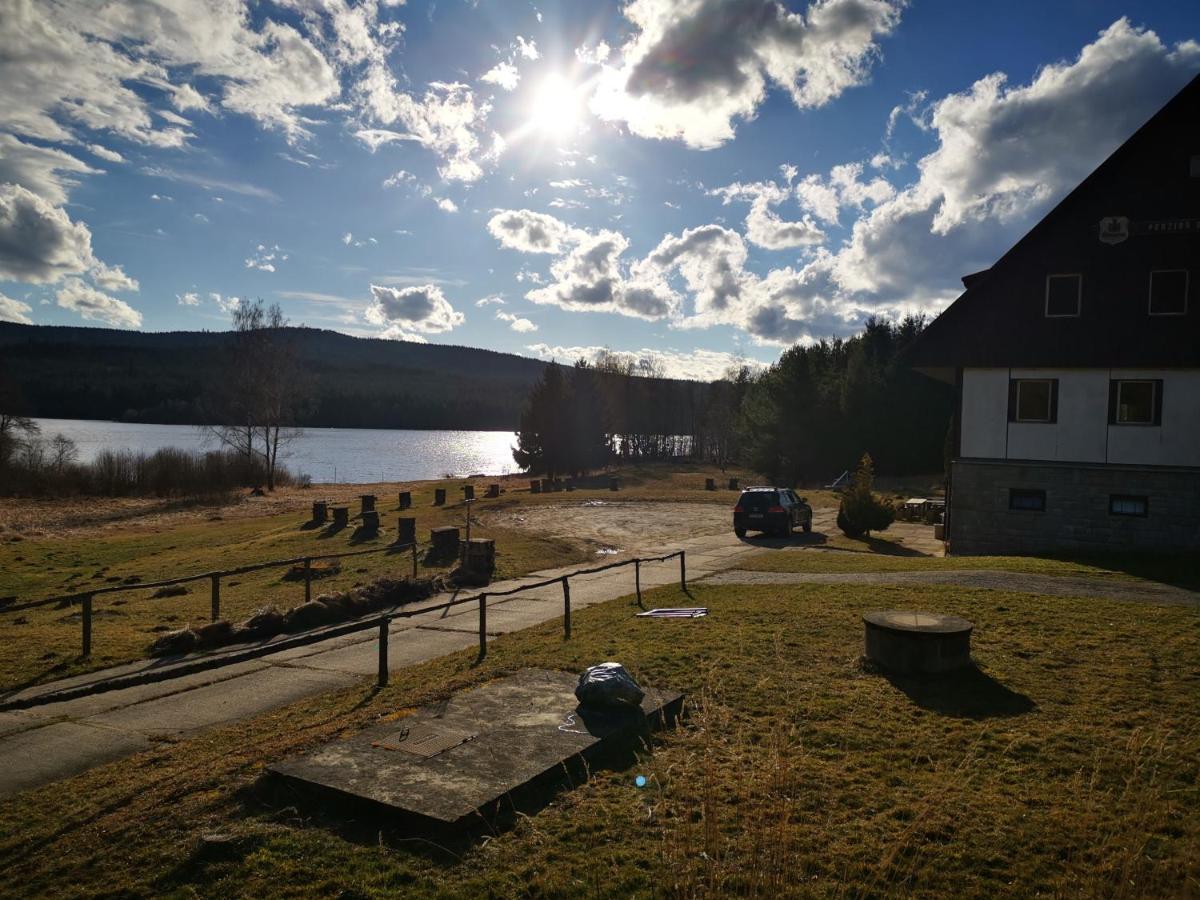 Penzion Tomy Na Plazi Hotel Frymburk Luaran gambar