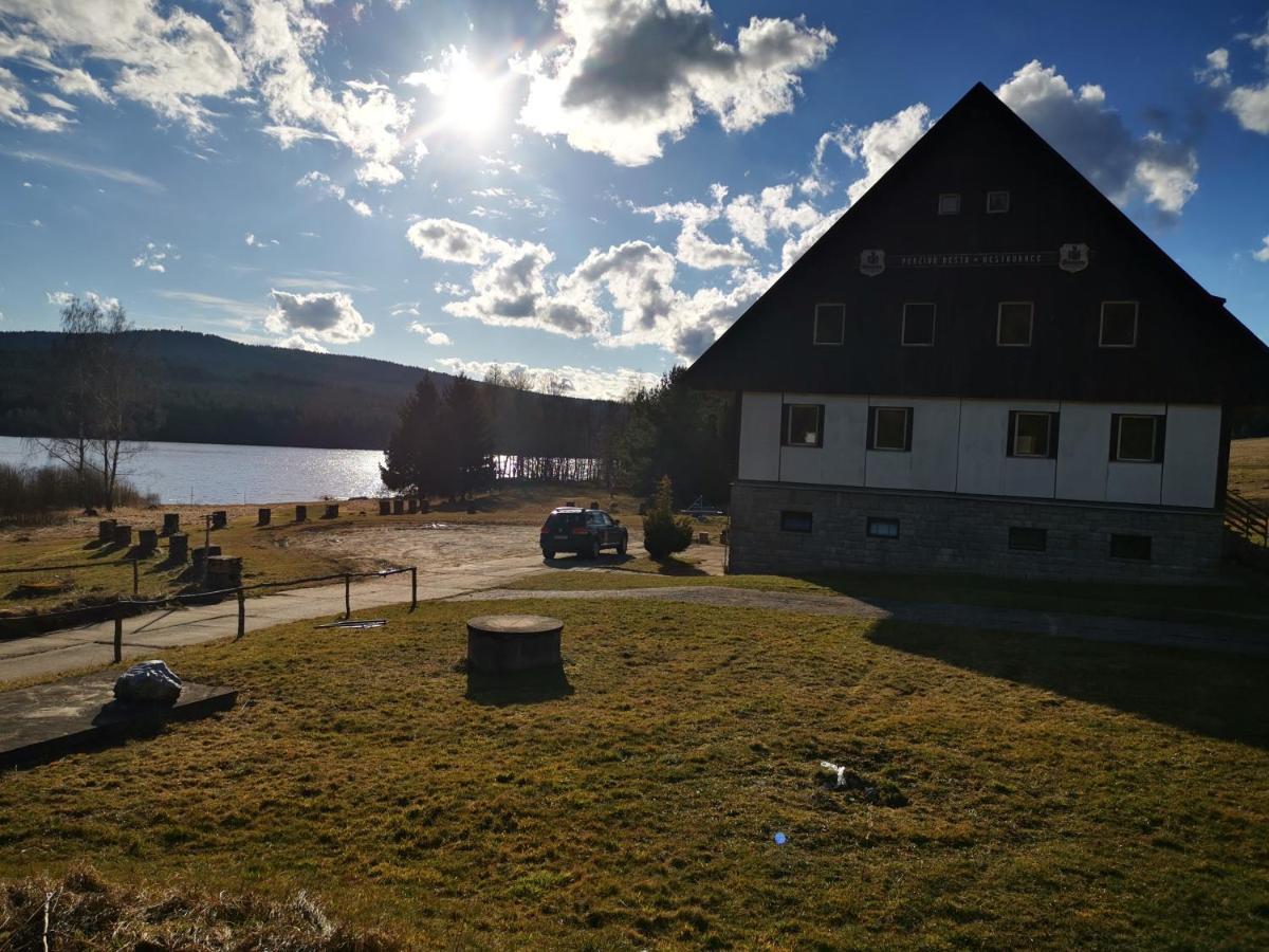 Penzion Tomy Na Plazi Hotel Frymburk Luaran gambar