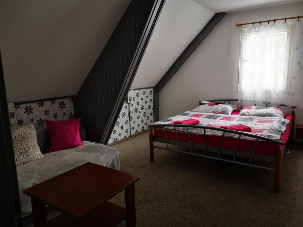 Penzion Tomy Na Plazi Hotel Frymburk Luaran gambar