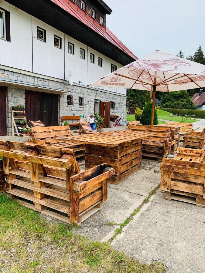 Penzion Tomy Na Plazi Hotel Frymburk Luaran gambar